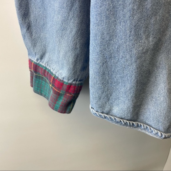 VINTAGE CABIN CREEK button up women’s XL shirt with plaid detail and embroidered - Picture 2 of 5